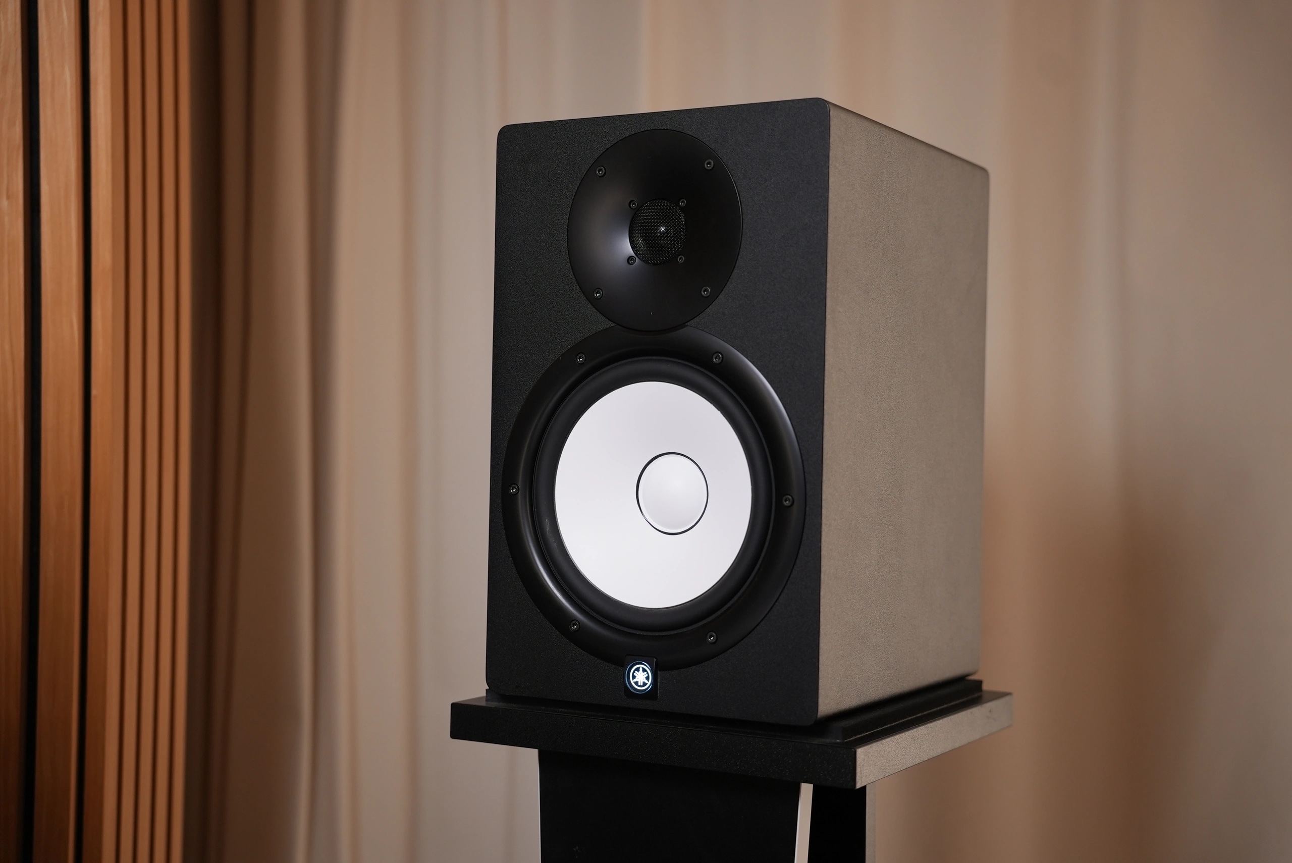 Yamaha HS8